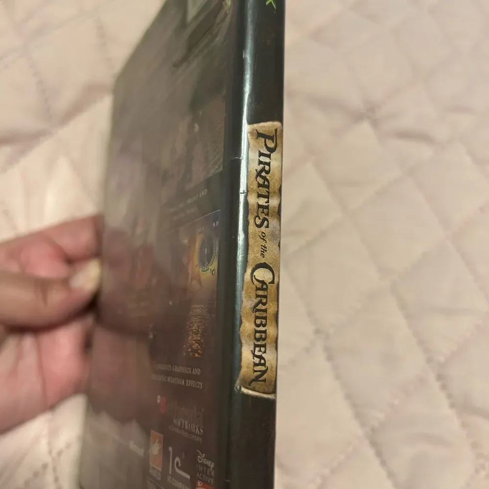 Green Xbox Video Game Case for Pirates of the Caribbean